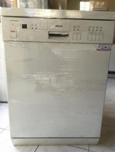 2.el inoks bosch 5 programlı 190 lira 8 Bosch 3 senelik 130 liraya satılık