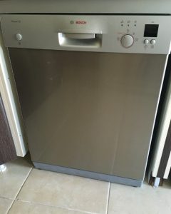 Bekara öğrenciye gri bosch dijital 5 programlı 130 lira