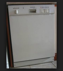 Arızasız kütür kütür bulaşık yıkar sadece 70 lira