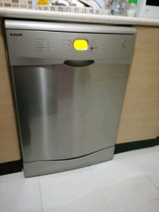 Gri 4 programlı arçelik bulaşık makinesi sadece 400 TL