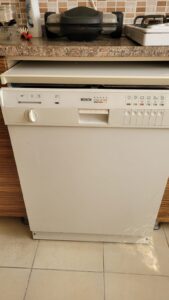 Uygun fiyatlı öğrenci için ucuz bulaşık makinesi
