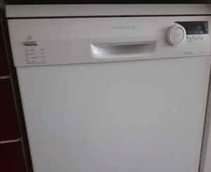 Defolu profilo bulaşık makinesi fabrikadan az hasarlı ürün 3 4 programlı bulaşık makinası iyi durumda çalışır vaziyette