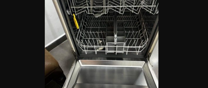 Bosch bulaşık makinesi Bulaşık makinasını hiçbir sorun yok yıkaması da temiz Bosch bulaşık makinesi Bulaşık makinasını hiçbir sorun yok yıkaması da temiz