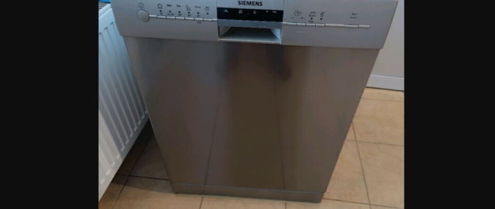 Siemens sn26m884tr bulaşık makinesi. Çalışır durumda